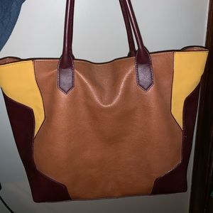 Big and spacious tote bag from express